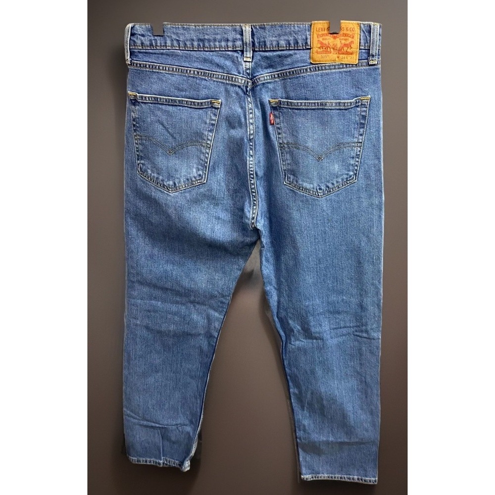 Levi's 505 Jeans Mens 34x32 Blue Denim Straight Leg Medium Wash Everyday Wear